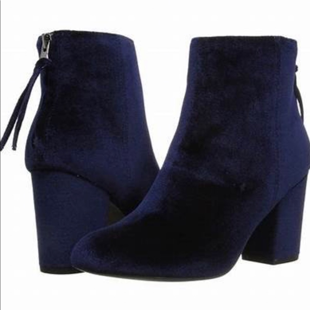 Steve Madden Cynthia Bootie in Navy/Midnight Blue Velvet